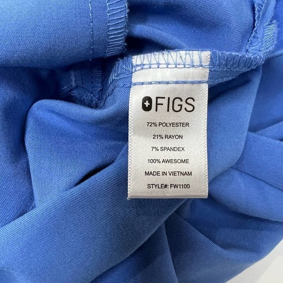 Figs Blue Casma Ceil Blue V Neck Scrub Top Front Hand Pockets Women's M FW1100 - Picture 5 of 5